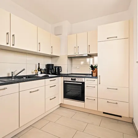 Seezauber In Dirketer Seenaehe Friedrichshafen